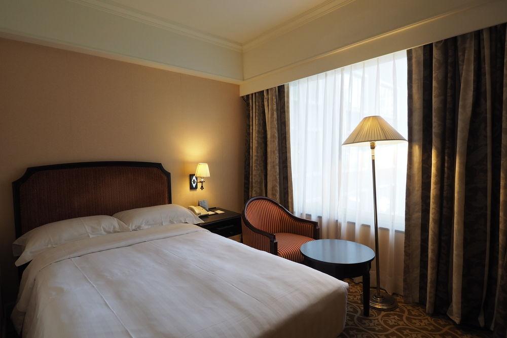 Hotel Kingdom Kaohsiung Esterno foto