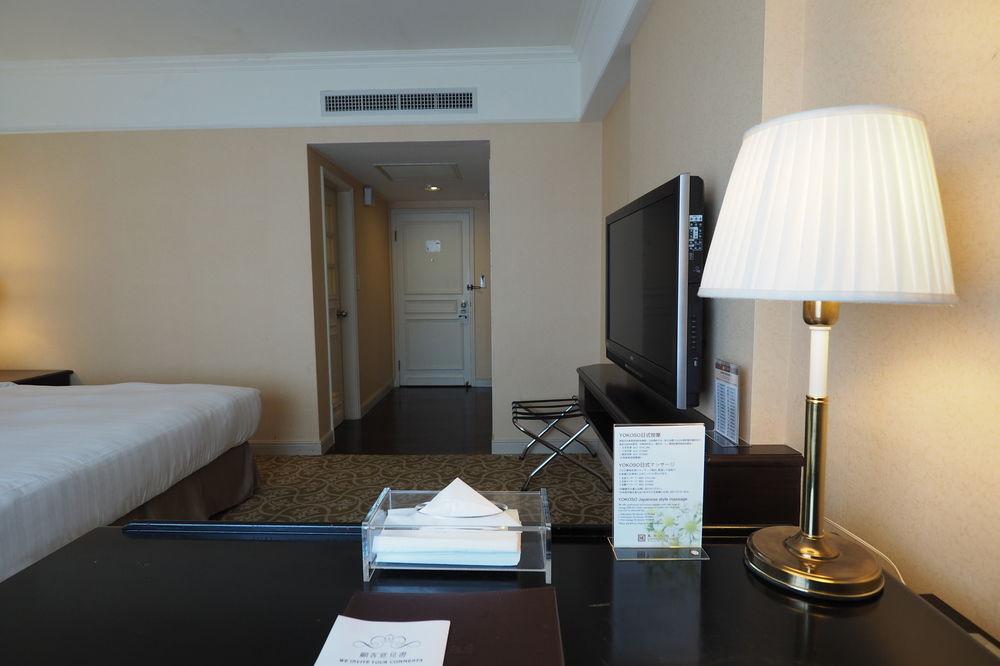 Hotel Kingdom Kaohsiung Esterno foto