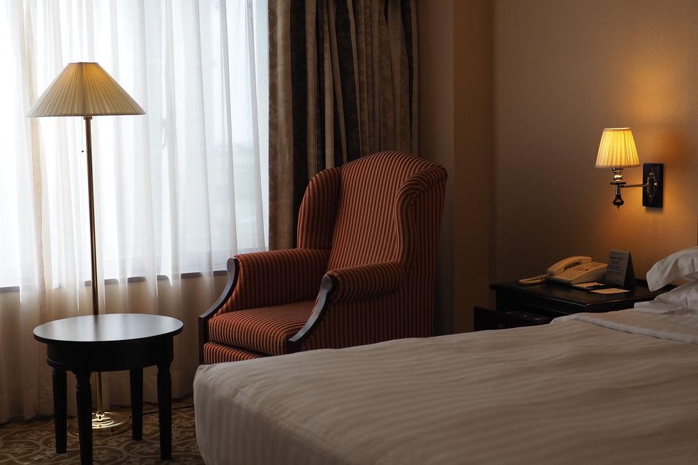 Hotel Kingdom Kaohsiung Esterno foto