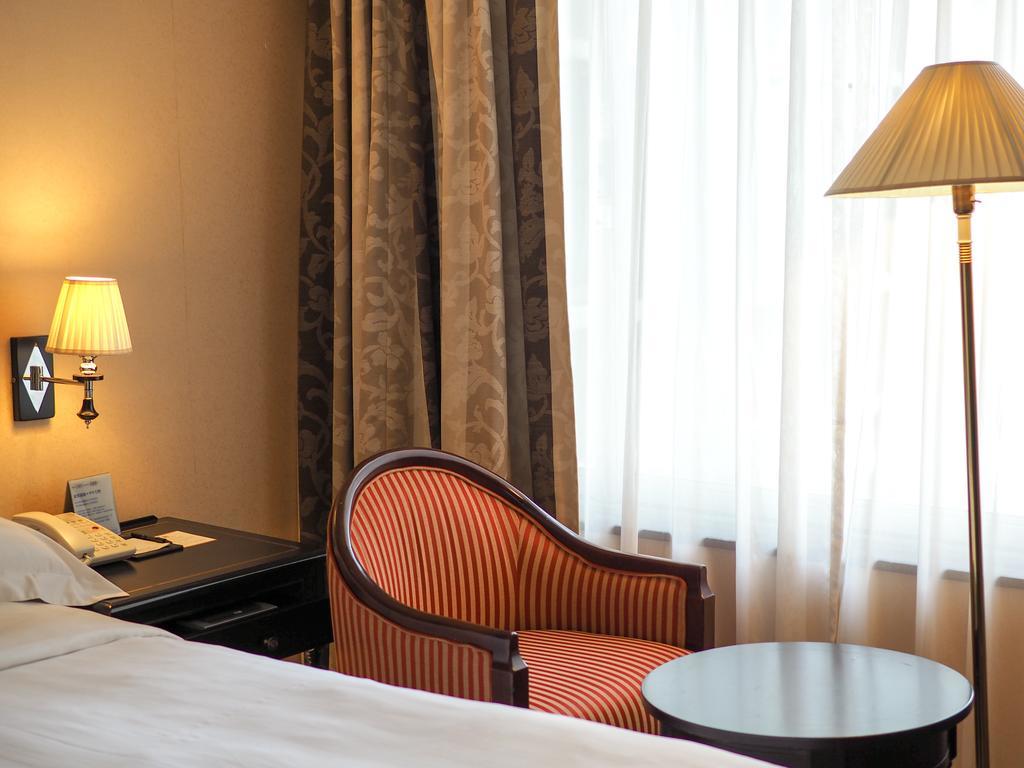 Hotel Kingdom Kaohsiung Esterno foto