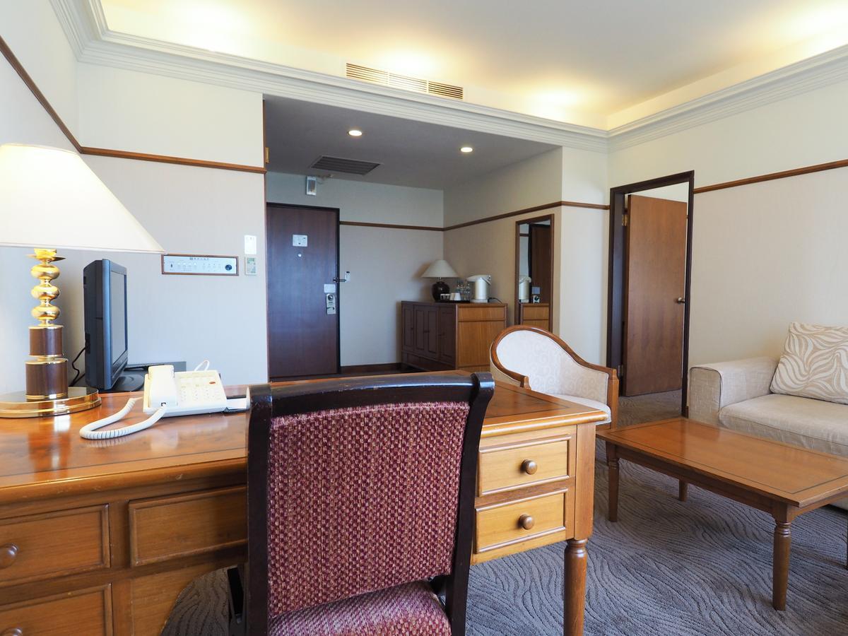 Hotel Kingdom Kaohsiung Esterno foto