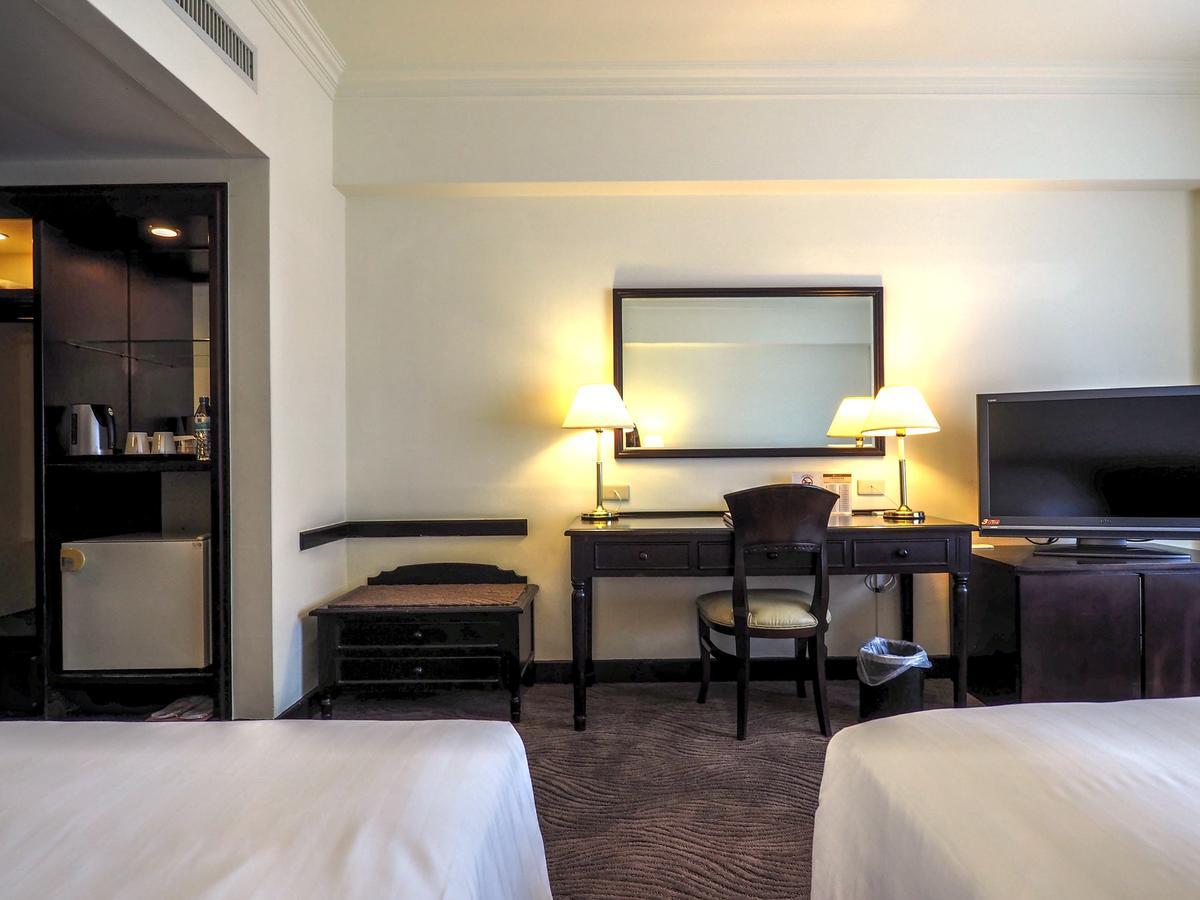 Hotel Kingdom Kaohsiung Esterno foto