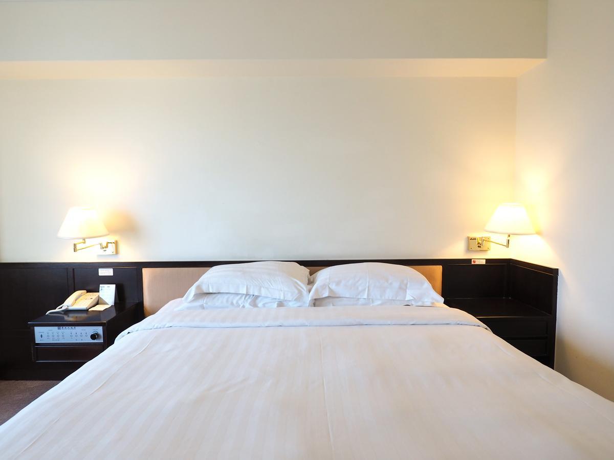 Hotel Kingdom Kaohsiung Esterno foto
